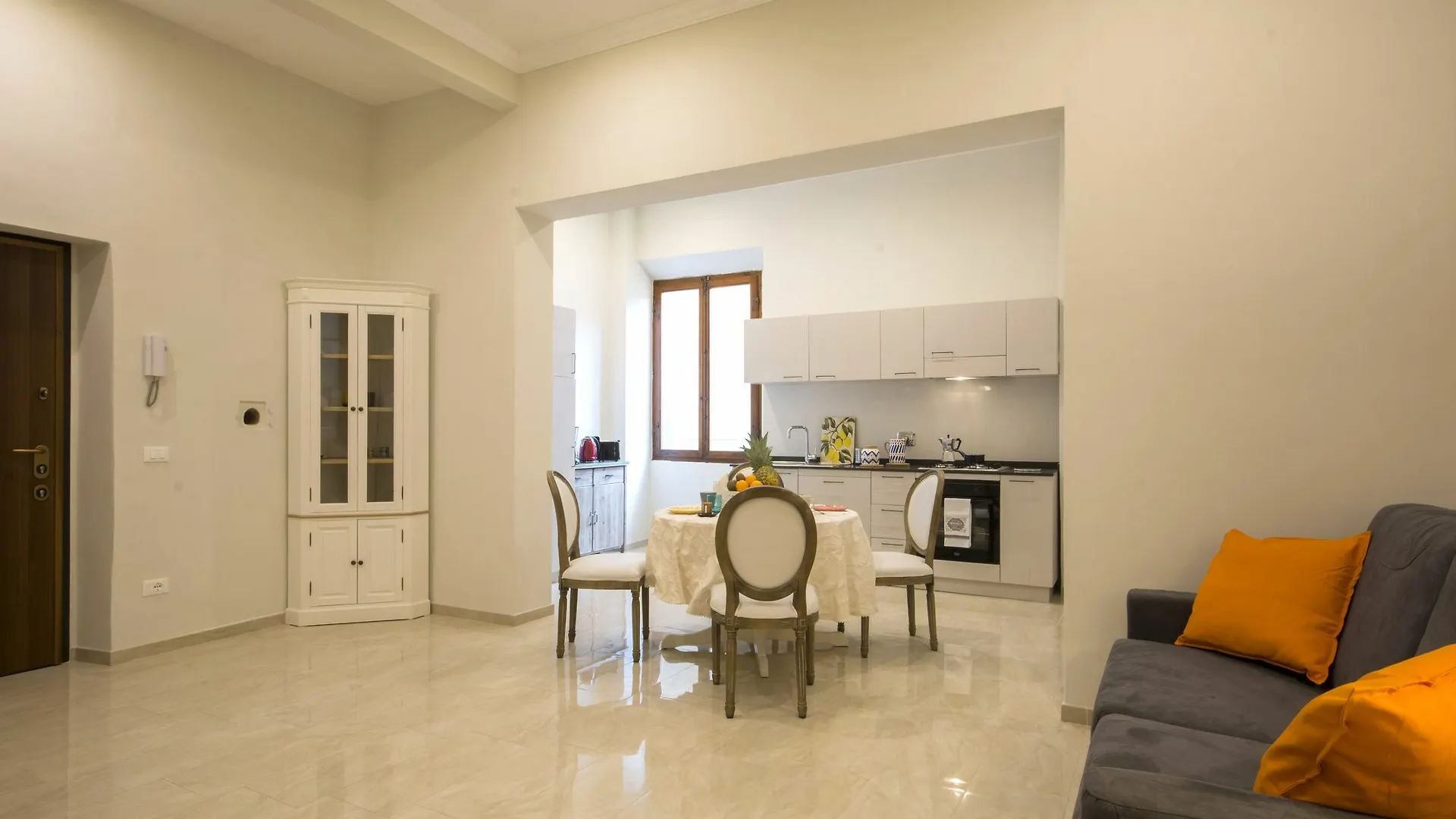 Iris Apartment Florence